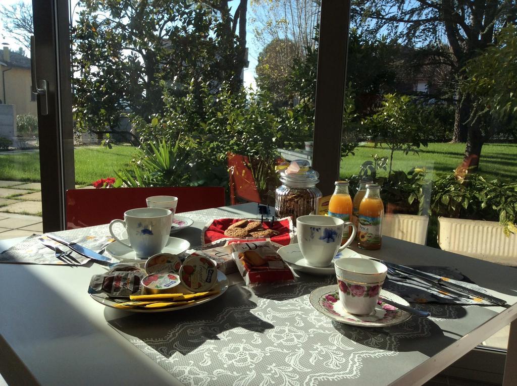 La Veranda Sul Giardino Corinaldo Extérieur photo